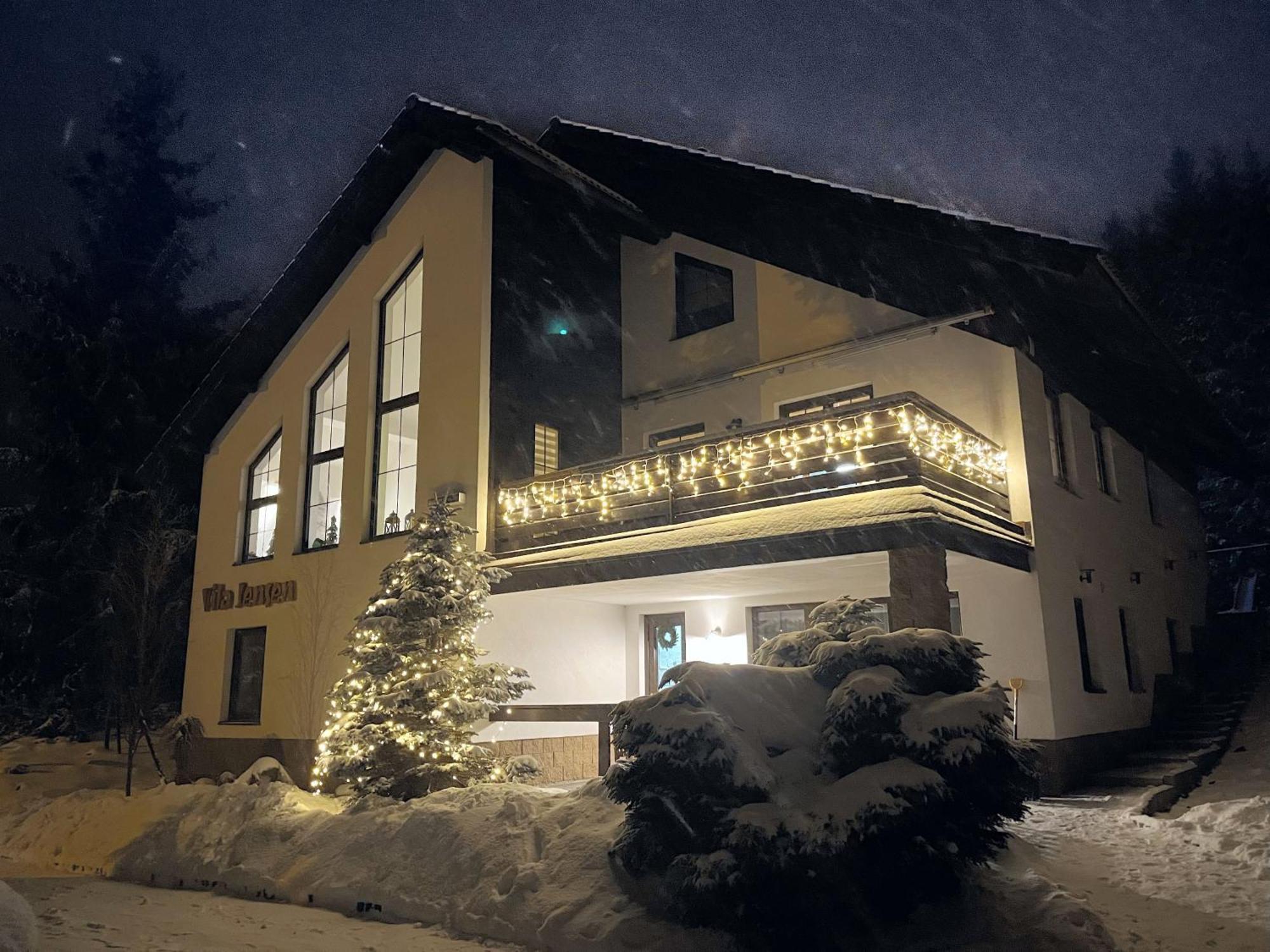 Vila Jensen Гаррахов Екстер'єр фото